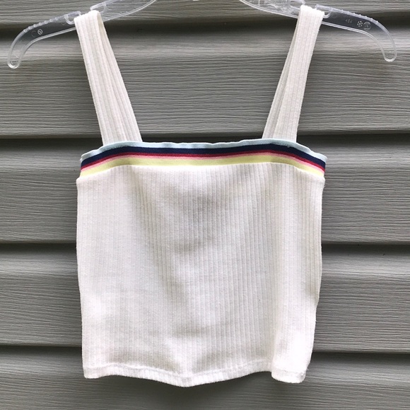 Forever 21 Tops - White Cropped Tank Top 🌈